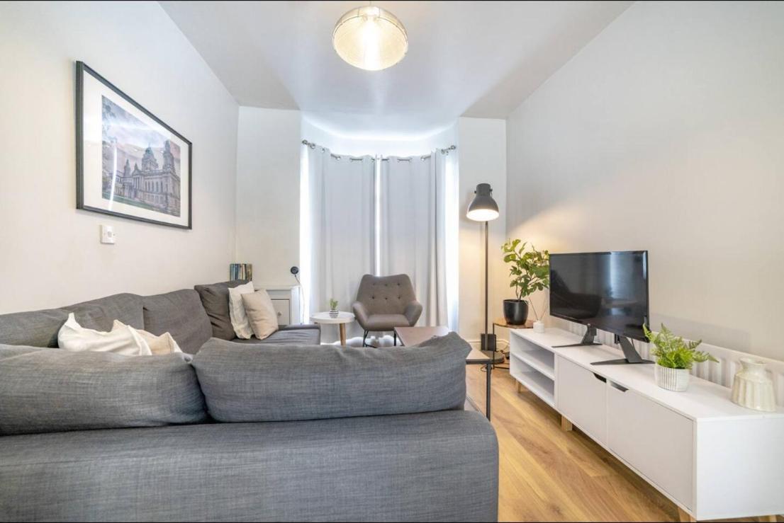Cosy 2 Bedroom Town House Close To City Centre Belfast Kültér fotó